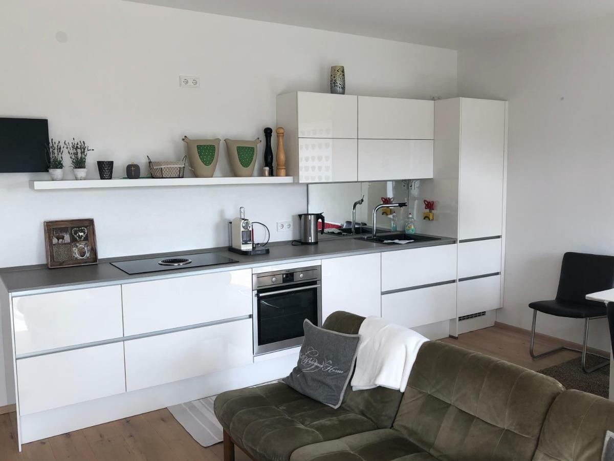 Ferienwohnung Burgenblick Mit Blick Auf Риденбург Екстериор снимка