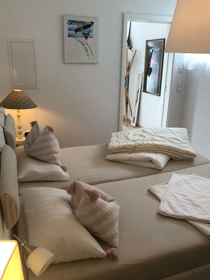 Ferienwohnung Burgenblick Mit Blick Auf Риденбург Екстериор снимка