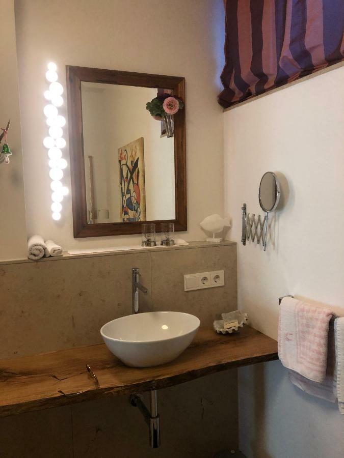 Ferienwohnung Burgenblick Mit Blick Auf Риденбург Екстериор снимка